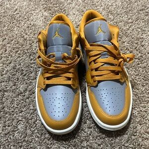 Jordan 1 Low Chutney